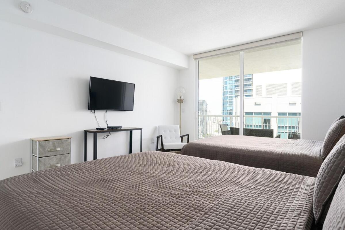 Spacious Penthouse In Brickell 3 Bedroom Free Parking Apartment Miami